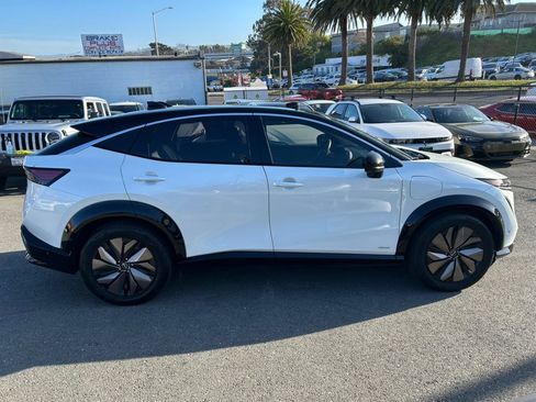 Used 2023 Nissan Ariya FWD image 4