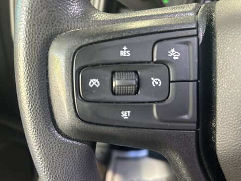 Used 2022 Chevrolet Silverado 1500 Custom image 19