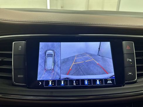 Used 2020 Buick Enclave Avenir w/ Avenir Technology Package FWD image 24
