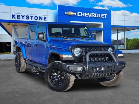 Used 2021 Jeep Gladiator Willys image 1