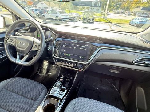 Used 2023 Chevrolet Bolt EUV LT image 23