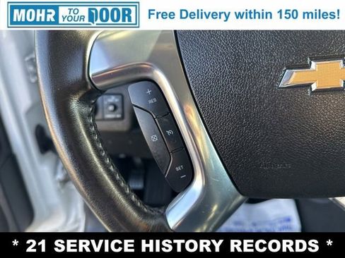 Used 2016 Chevrolet Traverse LT w/ Style and Technology Package image 16