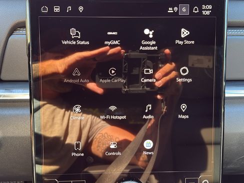 New 2026 GMC Terrain Elevation w/ Elevation Premium Package image 13