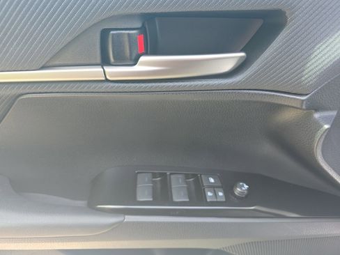 Used 2026 Toyota Camry SE FWD image 16