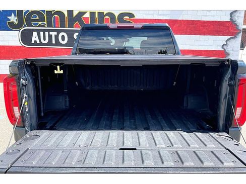 Used 2019 GMC Sierra 1500 SLT w/ Driver Alert Package I AWD/4WD image 31