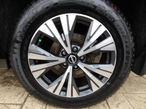 Certified 2023 Nissan Rogue SV w/ SV Premium B Package image 16