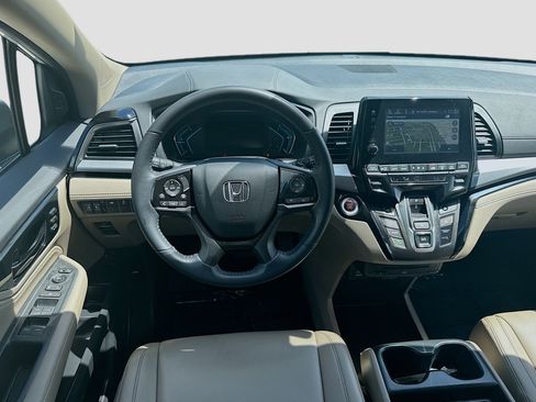 Certified 2023 Honda Odyssey Touring image 21