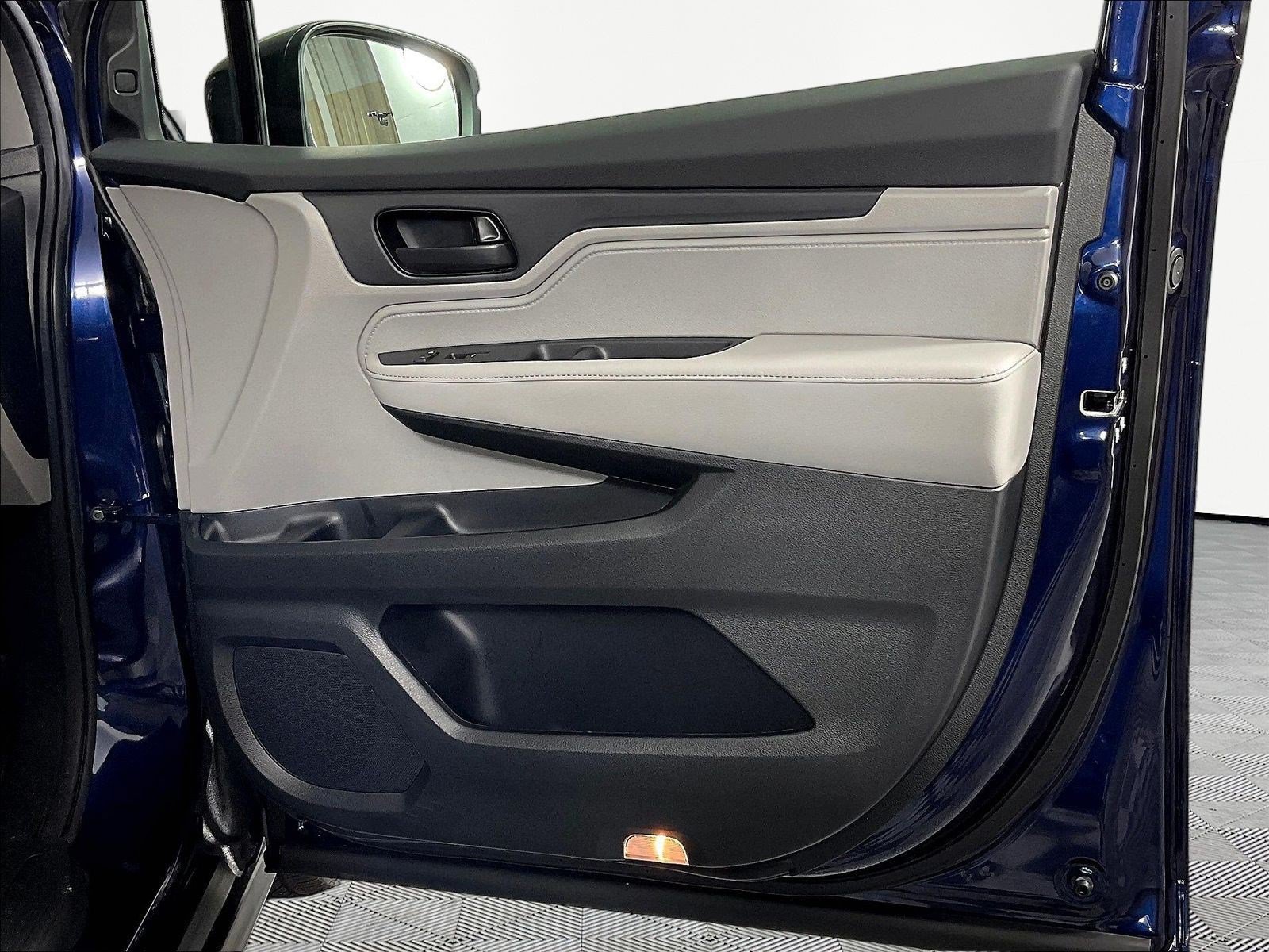 Used 2024 Honda Odyssey EX-L image 29