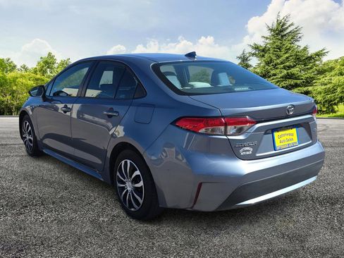 Used 2021 Toyota Corolla LE image 5
