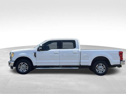 Certified 2017 Ford F250 Lariat w/ Lariat Value Package RWD image 10