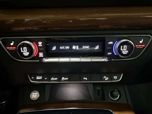 Used 2023 Audi Q5 2.0T Premium w/ Convenience Package AWD/4WD image 47