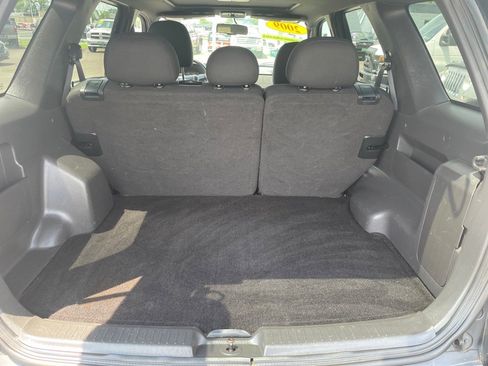 Used 2009 Ford Escape XLT image 8