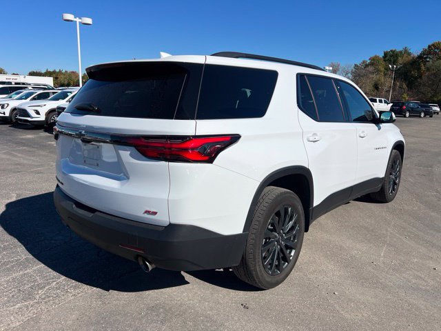 Used 2023 Chevrolet Traverse RS w/ LPO, Floor Liner Package AWD/4WD image 5