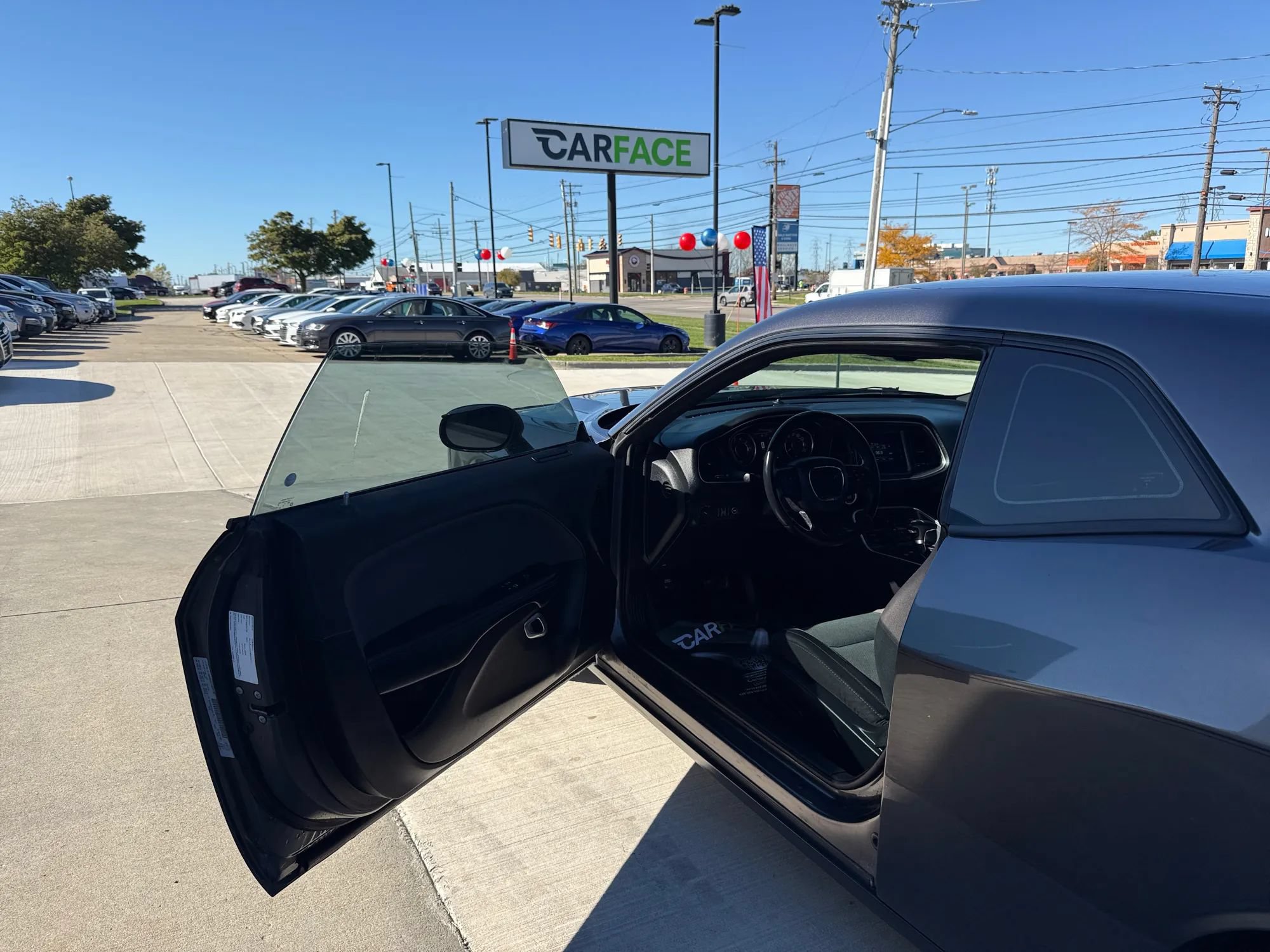 Used 2015 Dodge Challenger SXT RWD image 15