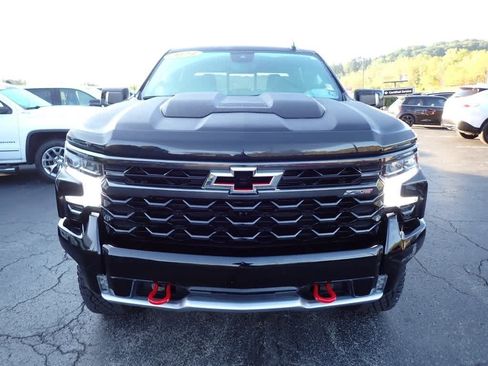 Certified 2024 Chevrolet Silverado 1500 ZR2 w/ Technology Package image 9