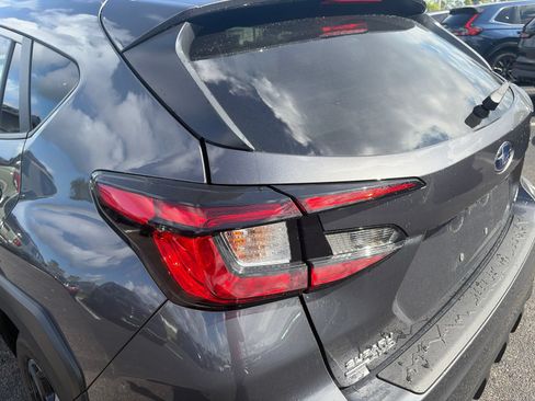 Used 2024 Subaru Crosstrek 2.5i Limited AWD/4WD image 16
