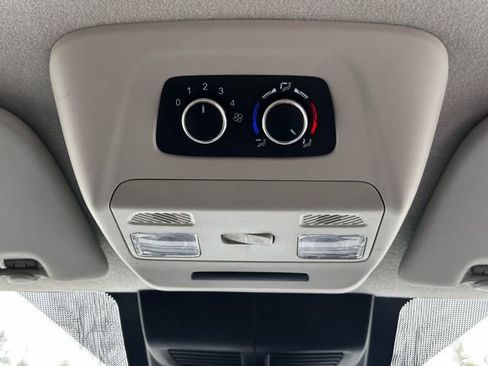 Used 2024 Ford Transit 350 XLT RWD image 19