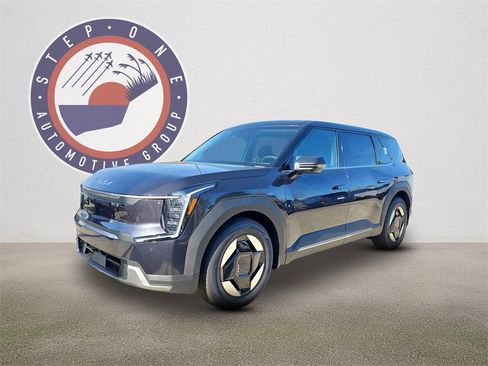 New 2026 Kia EV9 Light image 2