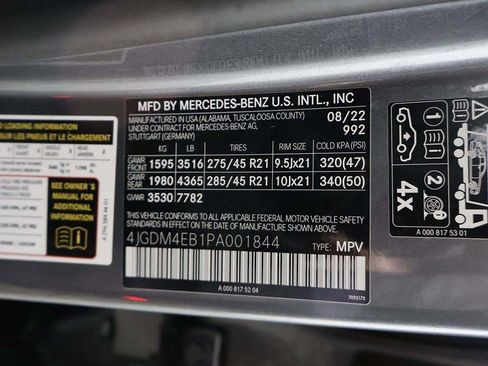 Used 2023 Mercedes-Benz EQS 580 4MATIC SUV image 58
