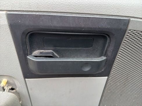 Used 2006 Ford F150 STX image 15