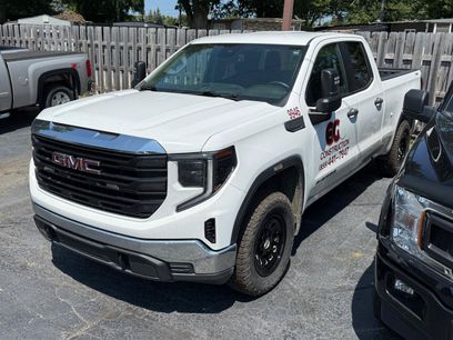 Used 2022 GMC Sierra 1500 Pro w/ Convenience Package