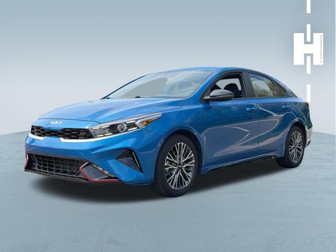 Used 2023 Kia Forte GT-Line FWD image 2