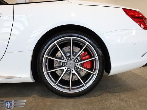 Used 2017 Mercedes-Benz SL 63 AMG image 42
