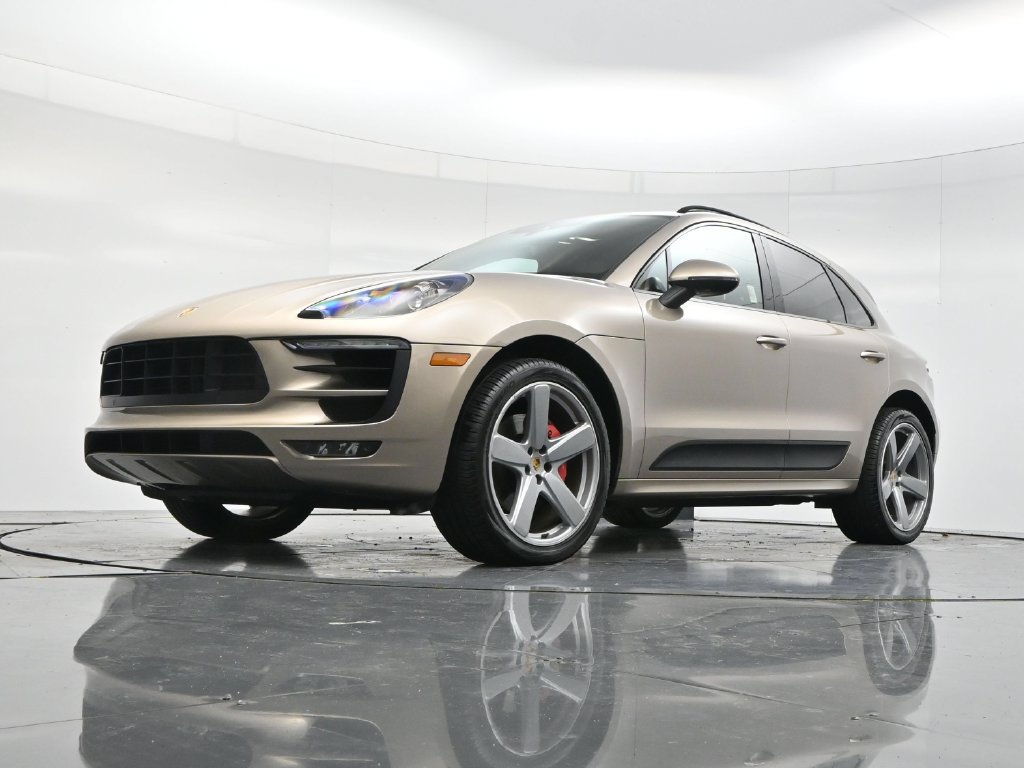 Used 2017 Porsche Macan GTS AWD/4WD image 46