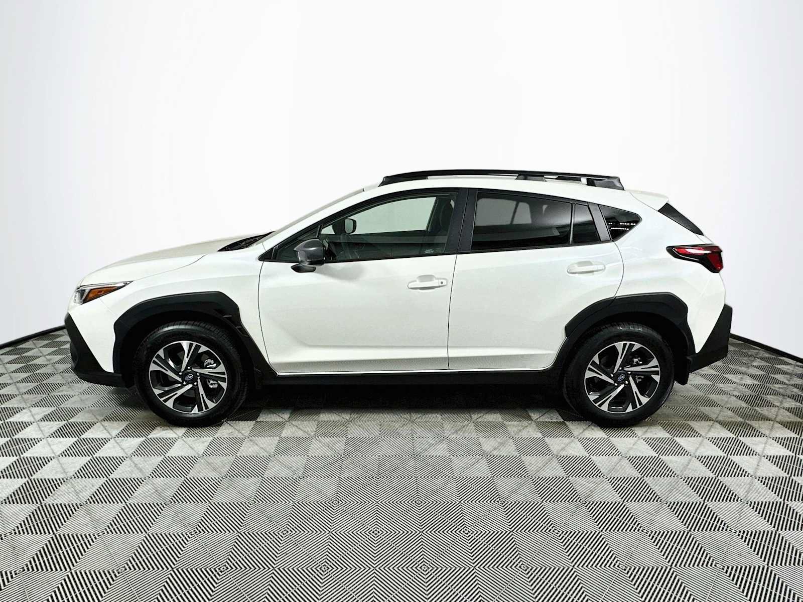 Certified 2026 Subaru Crosstrek 2.5i Premium AWD/4WD image 4