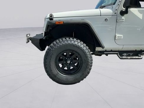 Used 2016 Jeep Wrangler Sport w/ Quick Order Package 23S AWD/4WD image 9