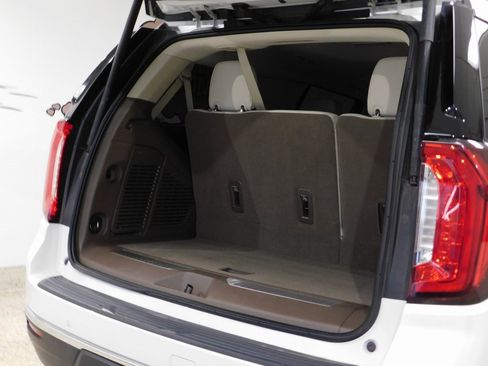 Used 2023 GMC Yukon Denali image 86