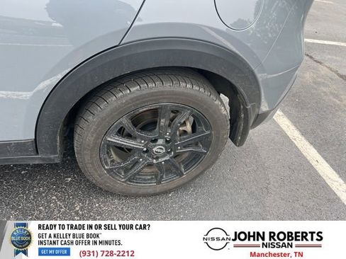 Used 2023 Nissan Kicks SR w/ SR Premium Package FWD image 8