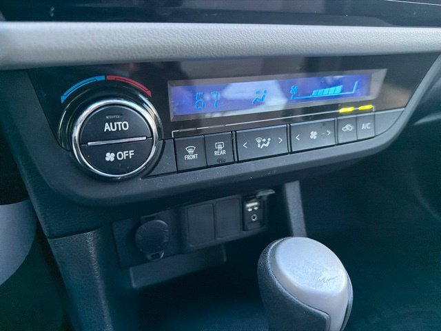 Used 2014 Toyota Corolla LE FWD image 54