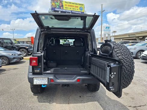 Used 2022 Jeep Wrangler Unlimited Rubicon 4xe w/ Steel Bumper Group AWD/4WD image 26