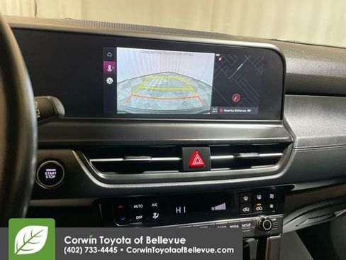 Used 2024 Kia Seltos EX image 19