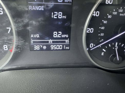 Used 2018 Hyundai Elantra SE image 23