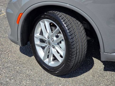 Used 2024 Dodge Durango GT RWD image 27