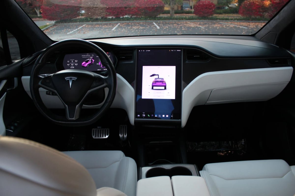 Used 2019 Tesla Model X Performance AWD/4WD image 11