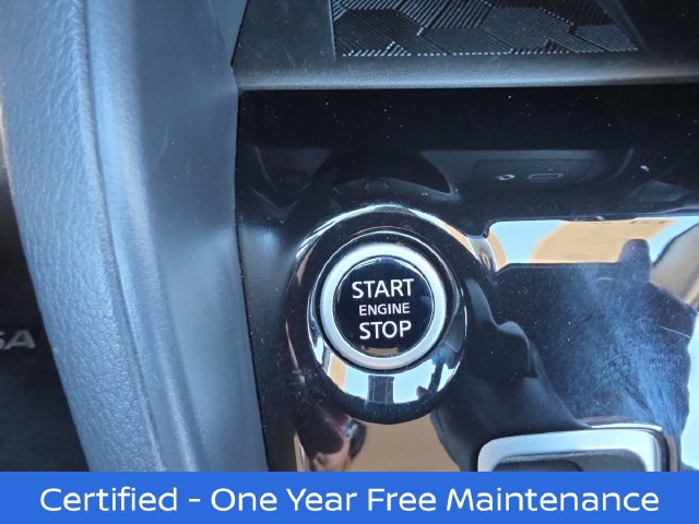 Certified 2025 Nissan Versa SV w/ Trunk Package FWD image 28