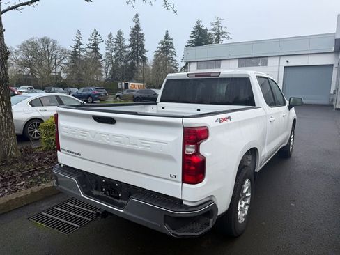 Used 2024 Chevrolet Silverado 1500 LT image 5