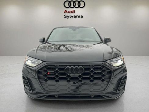 Certified 2024 Audi SQ5 Premium Plus image 2