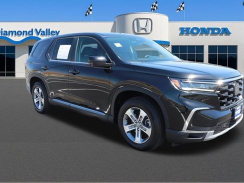Used 2024 Honda Pilot EX-L image 1