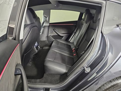 Used 2025 Tesla Model 3 Long Range image 32