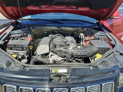 Used 2014 Jeep Grand Cherokee SRT AWD/4WD image 23