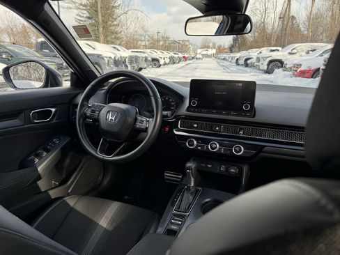 Used 2023 Honda Civic Sport image 15