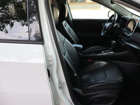 Used 2022 Jeep Compass Trailhawk w/ Trailhawk Elite Group AWD/4WD image 22