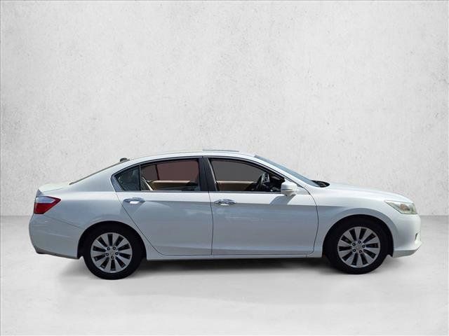 Used 2014 Honda Accord EX image 4