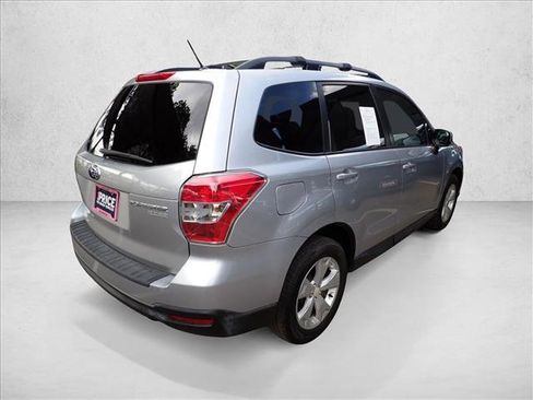 Used 2015 Subaru Forester 2.5i Premium w/ All-Weather Package AWD/4WD image 4