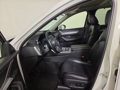 Used 2024 MAZDA CX-90 3.3 Turbo w/ Preferred Plus AWD/4WD image 13