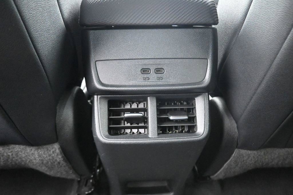 Used 2025 Chevrolet Equinox LT w/ Convenience Package II FWD image 22